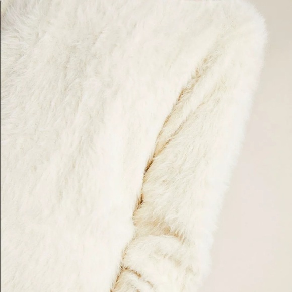 Anthropologie Ember Eyelash Furry Ivory Pullover Dolman Sweater - Picture 13 of 14